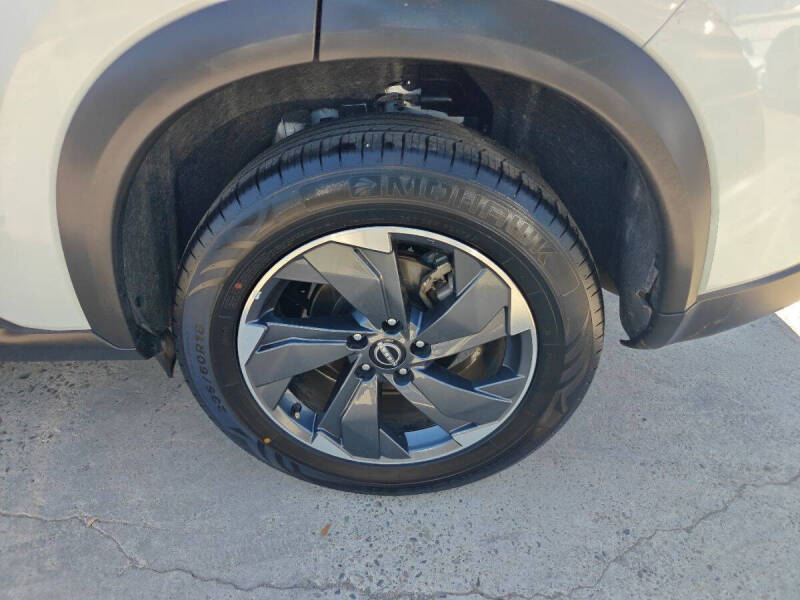 2025 Nissan Rogue SV