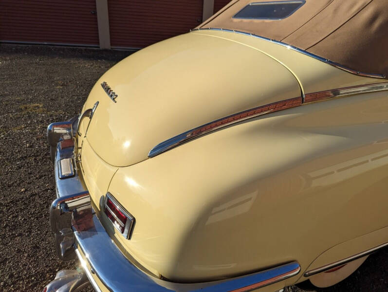 1948 Packard Super Eight Victoria