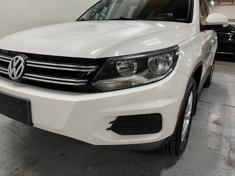 2014 Volkswagen Tiguan SE