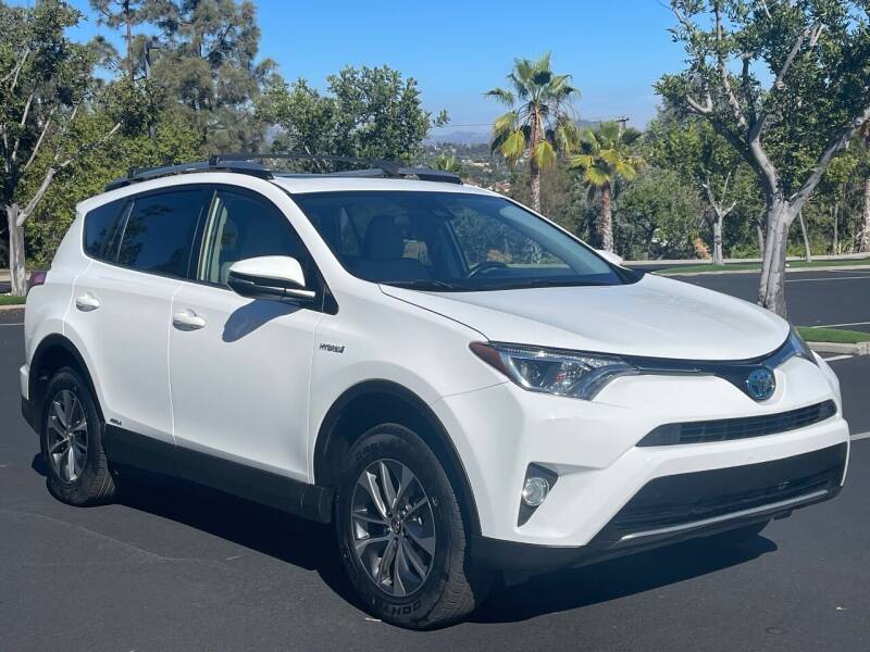 2018 Toyota RAV4 Hybrid for sale in Spring Valley, CA
