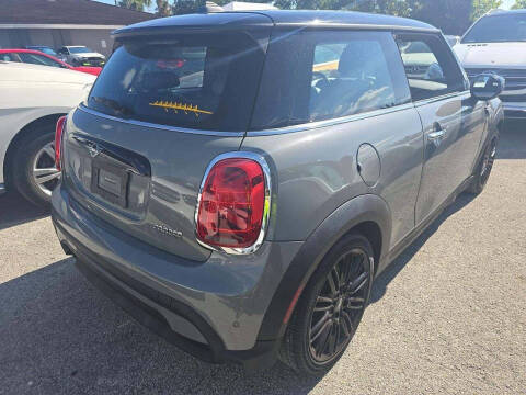 2022 MINI Hardtop 2 Door Oxford Edition