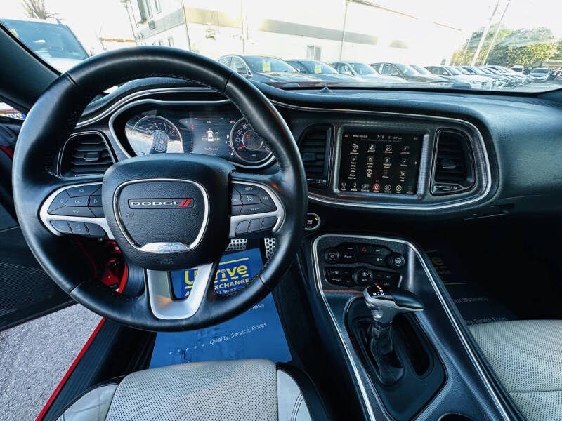 2015 Dodge Challenger R/T Plus