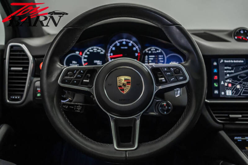 2023 Porsche Cayenne Coupe Platinum Edition