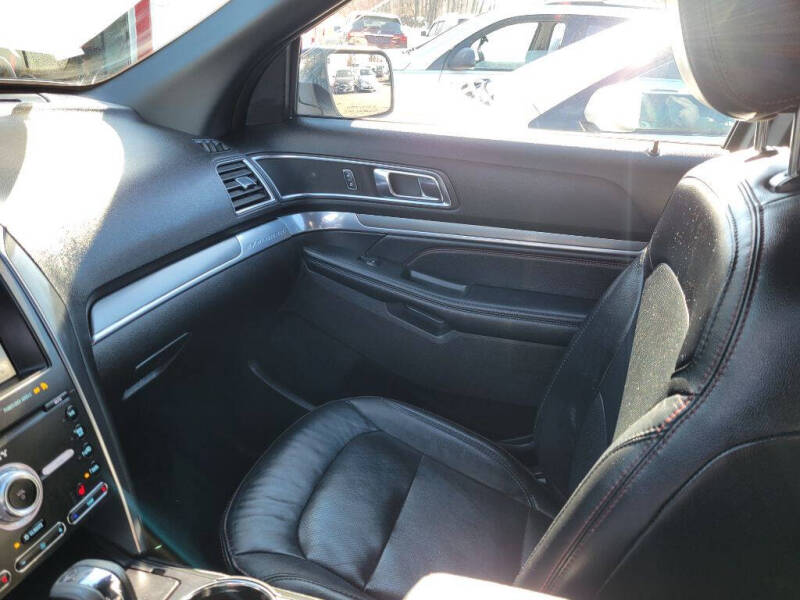 2019 Ford Explorer Sport