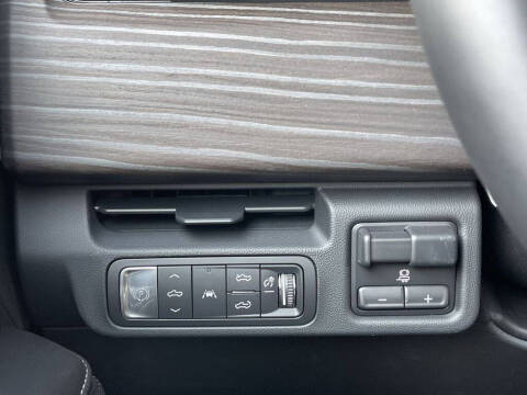 2025 GMC Sierra EV Denali