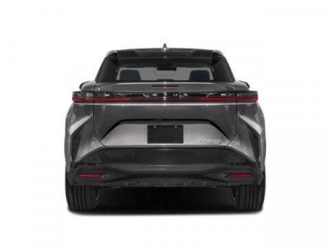 2023 Lexus RZ 450e Luxury
