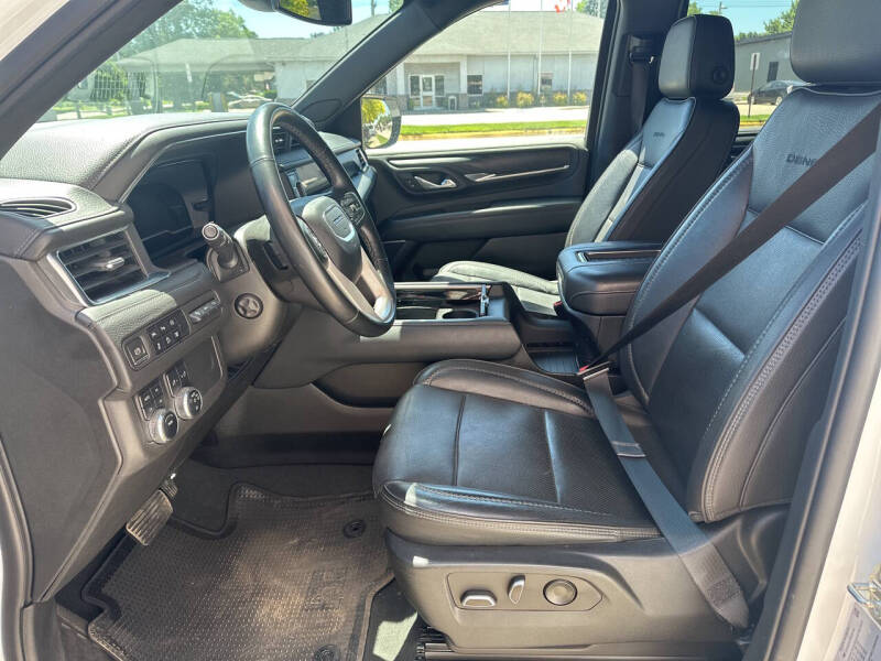 2023 GMC Yukon Denali