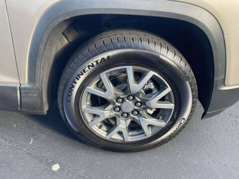 2023 GMC Acadia SLE