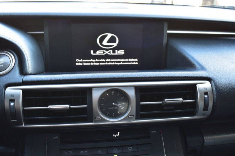 2016 Lexus IS 200t