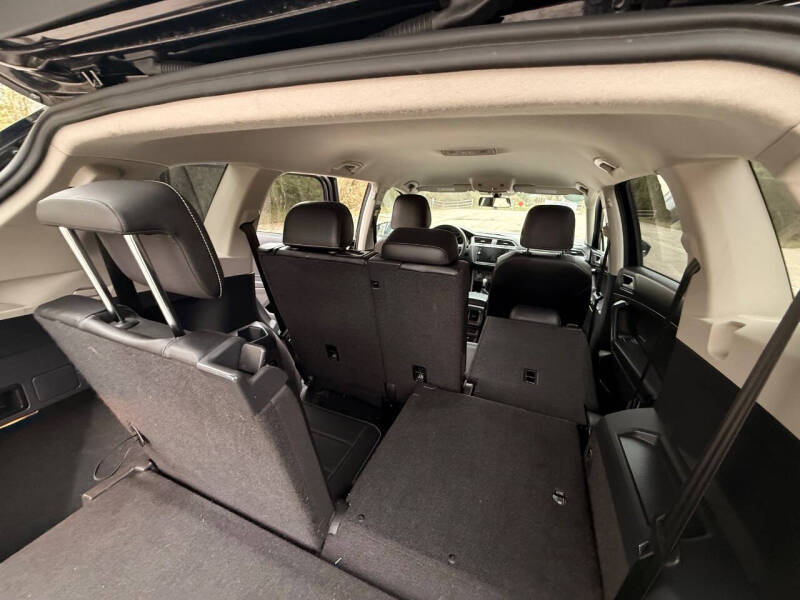 2021 Volkswagen Tiguan SE R-Line Black