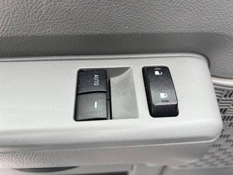 2013 Ford E-Series E-350 SD XL