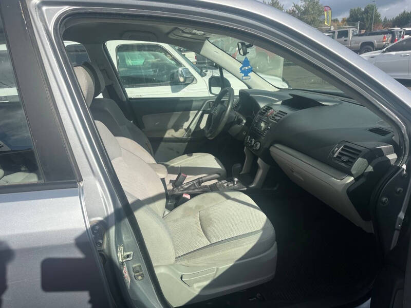 2015 Subaru Forester 2.5i