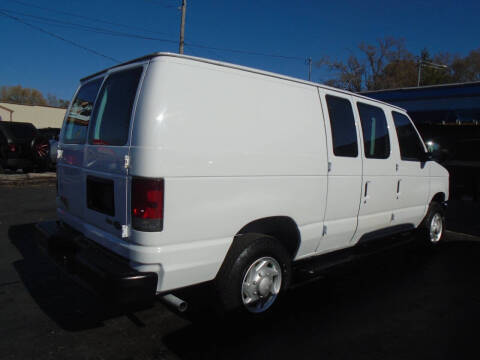 2009 Ford E-Series E-250