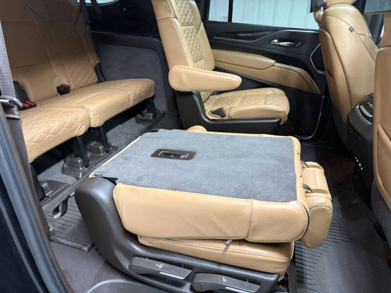 2021 Cadillac Escalade ESV Sport