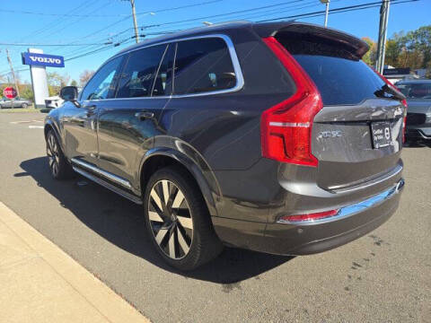 2023 Volvo XC90 Recharge T8 Ultimate Bright Theme 7P