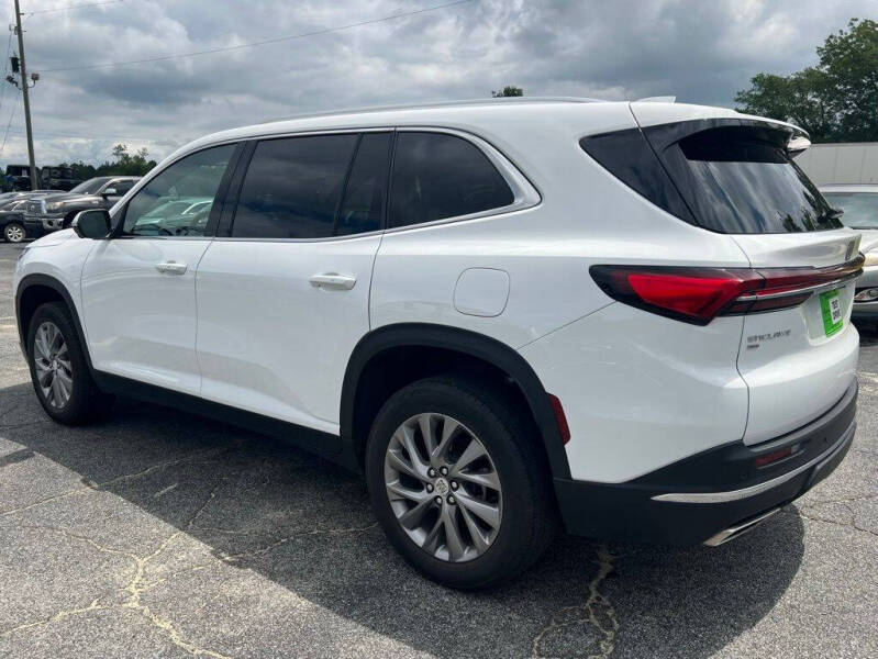 2025 Buick Enclave Preferred