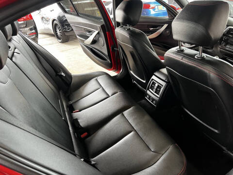 2012 BMW 3 Series 328i