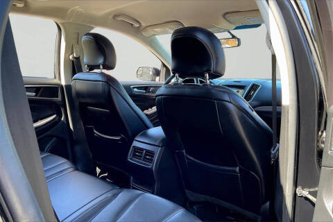 2016 Ford Edge Titanium