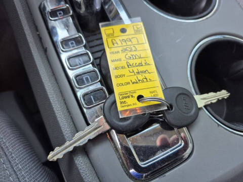 2013 GMC Acadia SLE-2