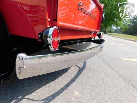 1933 Chevrolet Apache