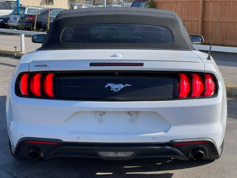 2020 Ford Mustang EcoBoost Premium