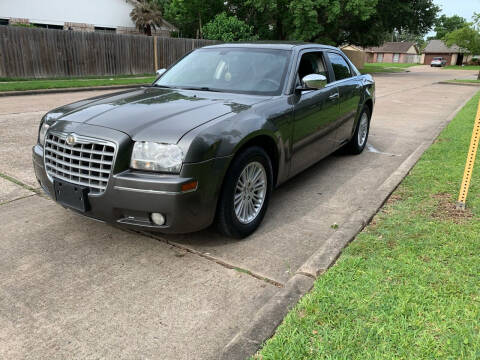 2010 Chrysler 300 for sale at Demetry Automotive in Houston TX