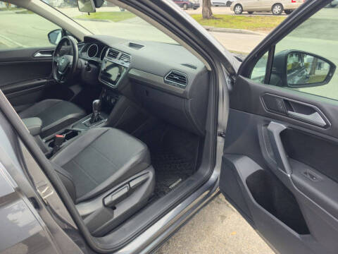 2018 Volkswagen Tiguan 2.0T SEL