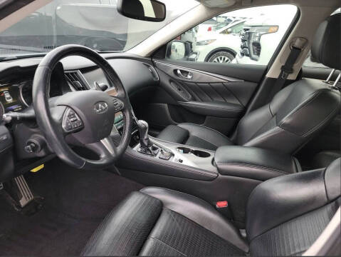 2016 Infiniti Q50 Red Sport 400