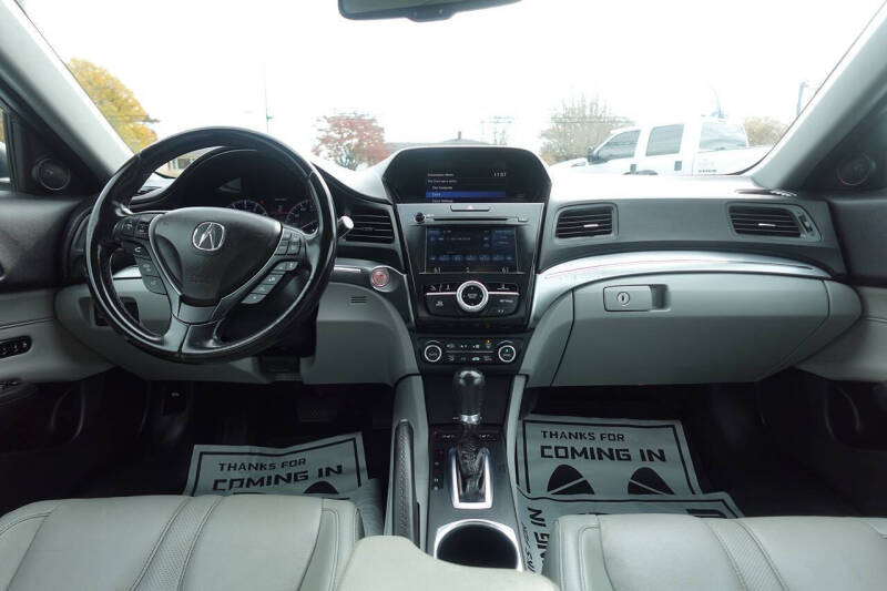 2019 Acura ILX w/Premium