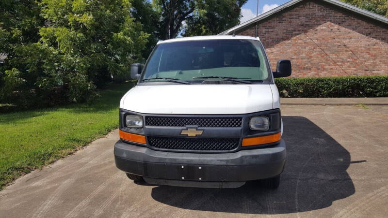 2013 Chevrolet Express Passenger for sale at J & H AUTO SALES in Lufkin TX