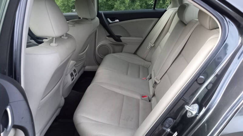 2011 Acura TSX V-6 w/Tech