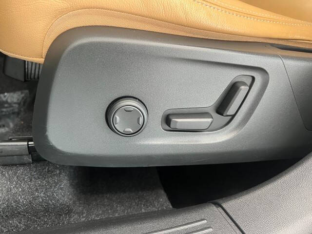 2019 Volvo XC40 T5 Inscription