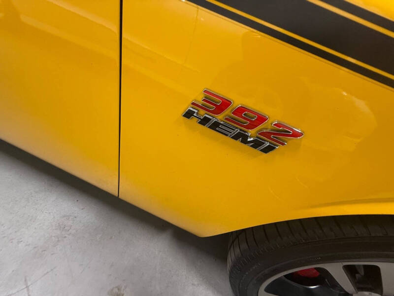 2012 Dodge Challenger SRT8 Yellow Jacket