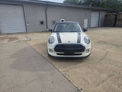 2017 MINI Hardtop 4 Door Cooper