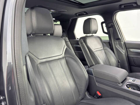 2020 Land Rover Discovery Landmark Edition