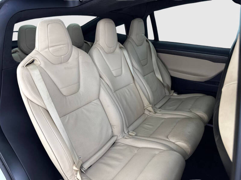 2016 Tesla Model X 75D