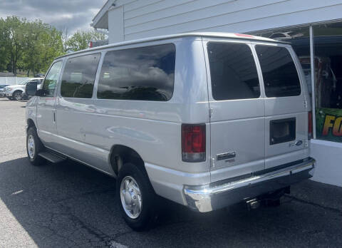 2013 Ford E-Series E-350 SD XLT
