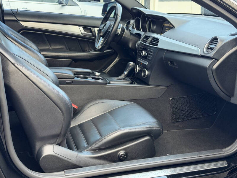 2012 Mercedes-Benz C-Class C 63 AMG