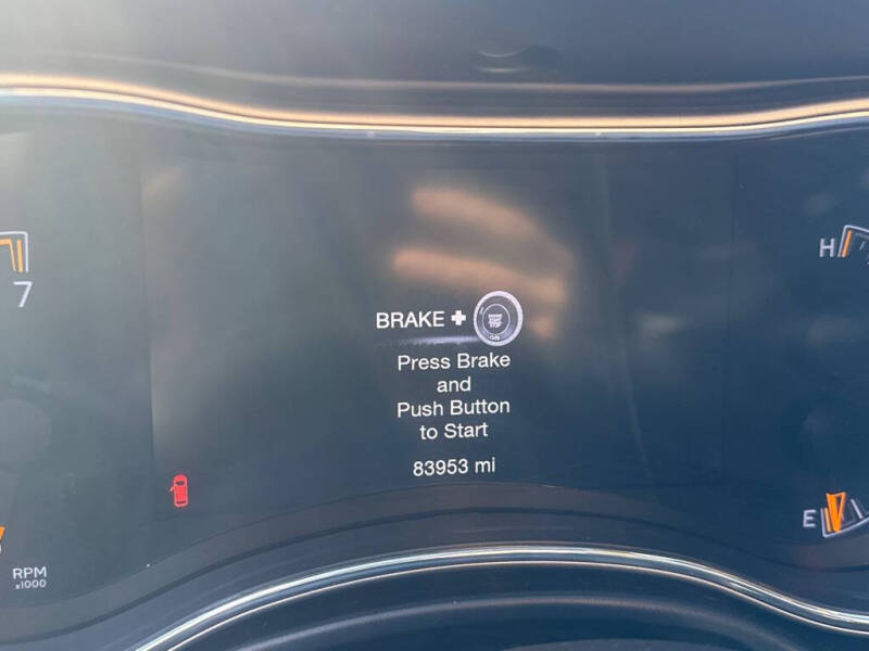 2020 Jeep Grand Cherokee Laredo