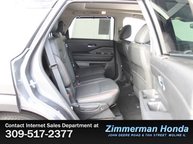 2024 Nissan Pathfinder Platinum