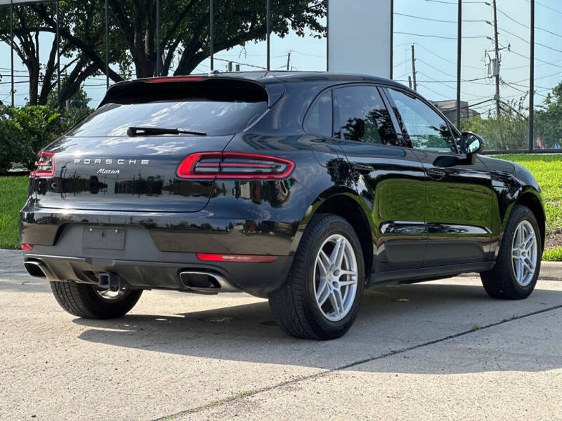 2017 Porsche Macan