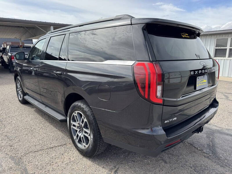 2025 Ford Expedition MAX Active