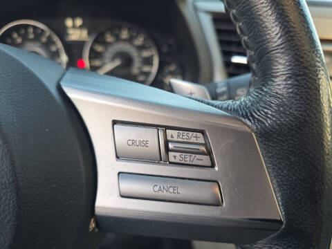 2010 Subaru Outback 2.5i Premium