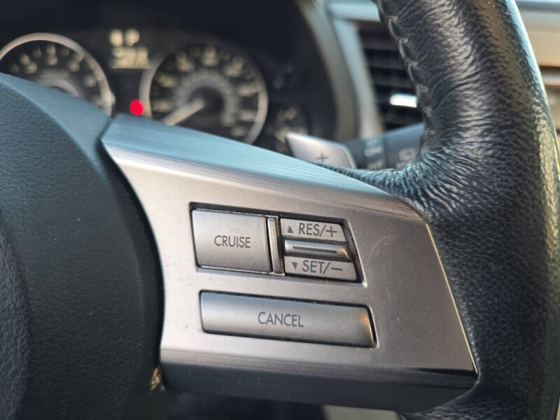 2010 Subaru Outback 2.5i Premium