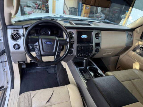 2017 Ford Expedition EL XLT