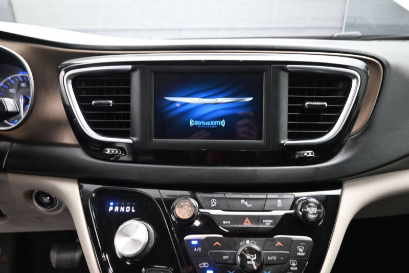 2018 Chrysler Pacifica Touring Plus