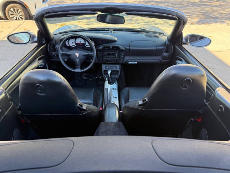 2004 Porsche 911 Carrera 4S