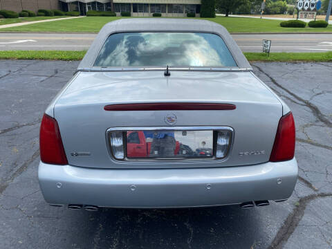 2005 Cadillac DeVille