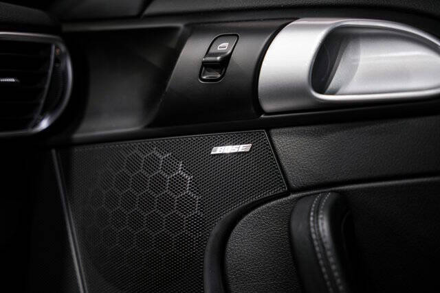 2011 Porsche 911 Carrera 4S