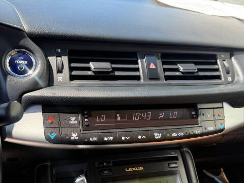 2013 Lexus CT 200h